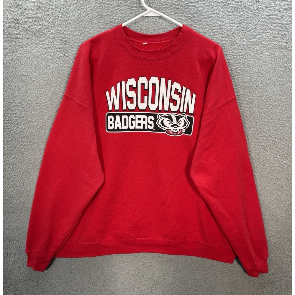 Wisconsin Badgers Sweatshirt Adult 2XL XXL Red Crewneck Sweater NCAA College‎